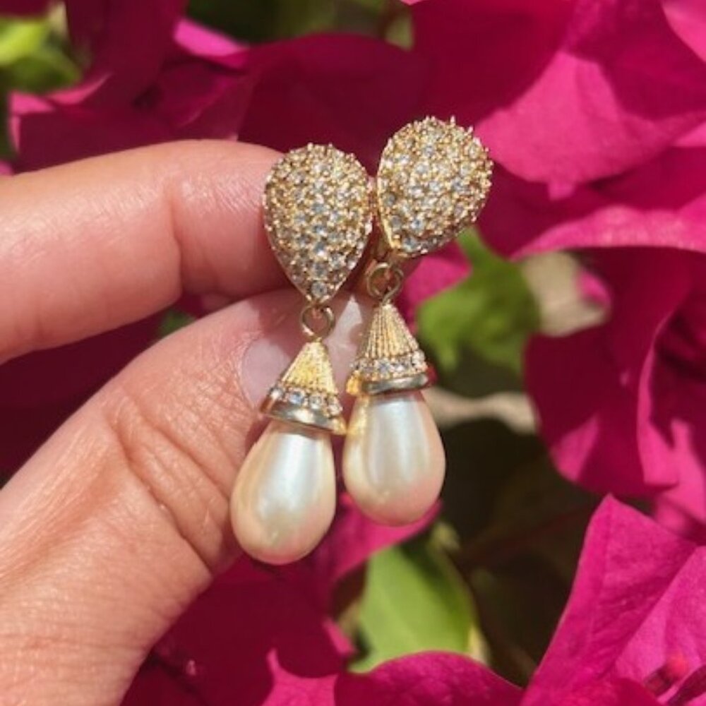 CHRISTIAN DIOR Gold Swarovski Crystal Tear Drop Pearl EARRINGS